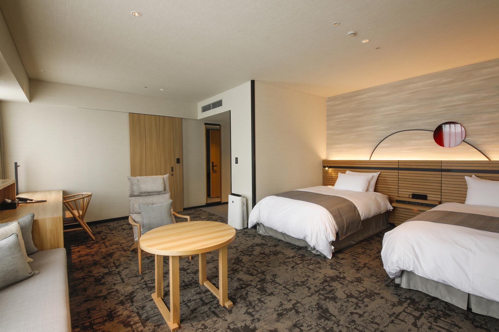 Takayama Green Hotel-guestroom-ORINKAKU PREMIER TWIN UNIVERSAL.jpg