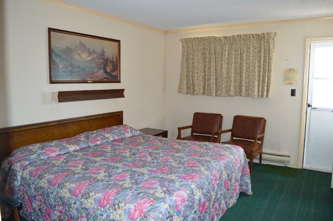 Capri Motel By OYO Elwood-guestroom-Room.jpg