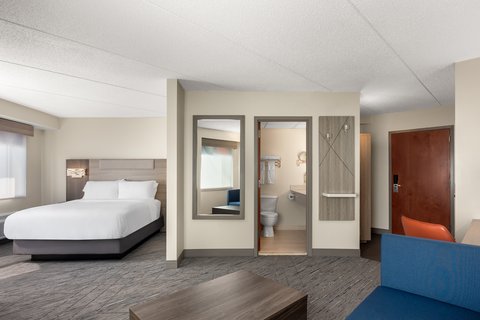 Make the most of your stay in a room that works for you.
