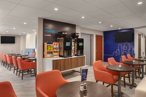 Our breakfast area offers a relaxing start to the day.