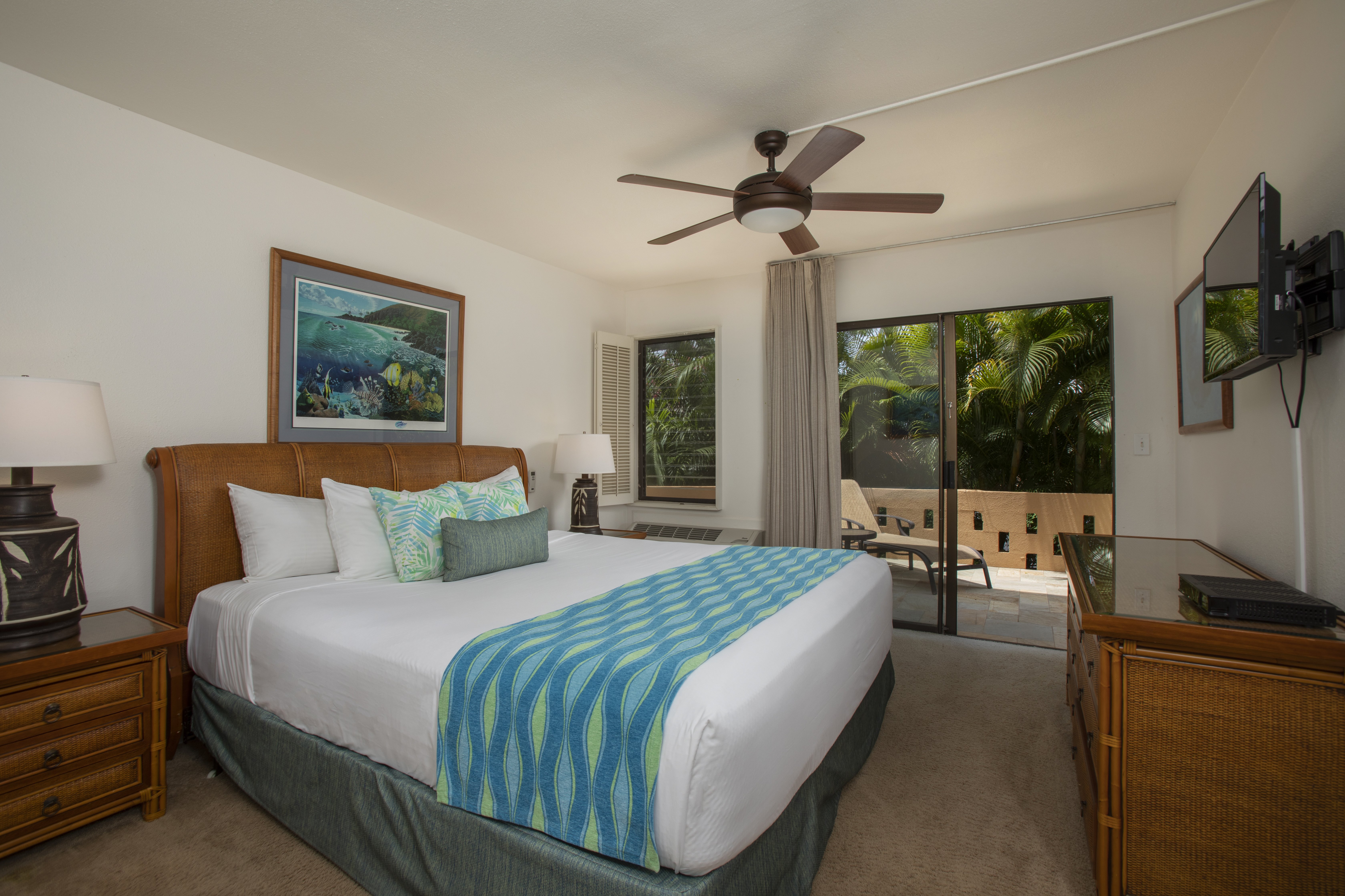 Ekahi Village-guestroom-Ekahi A Primary Bedroom.jpg