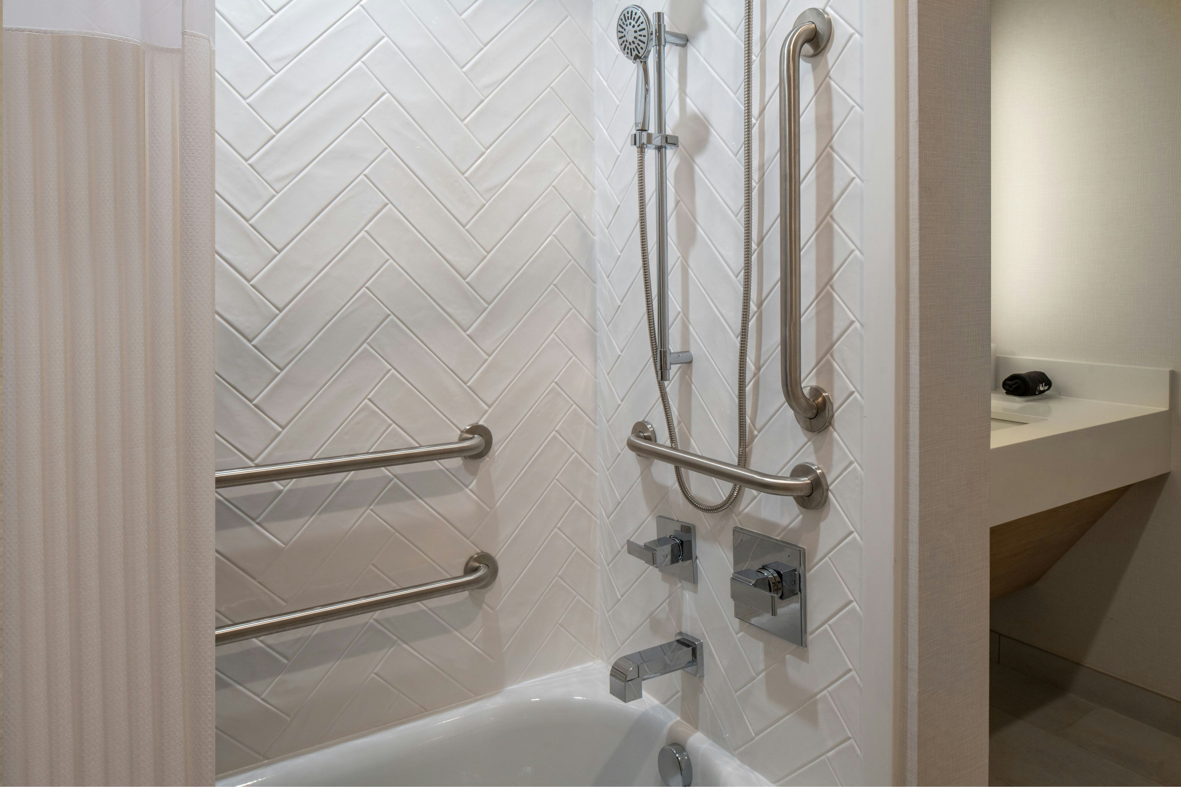 TownePlace Suites by Marriott Atlanta Fairburn-guestroom-Accessible Shower with Tub.jpg