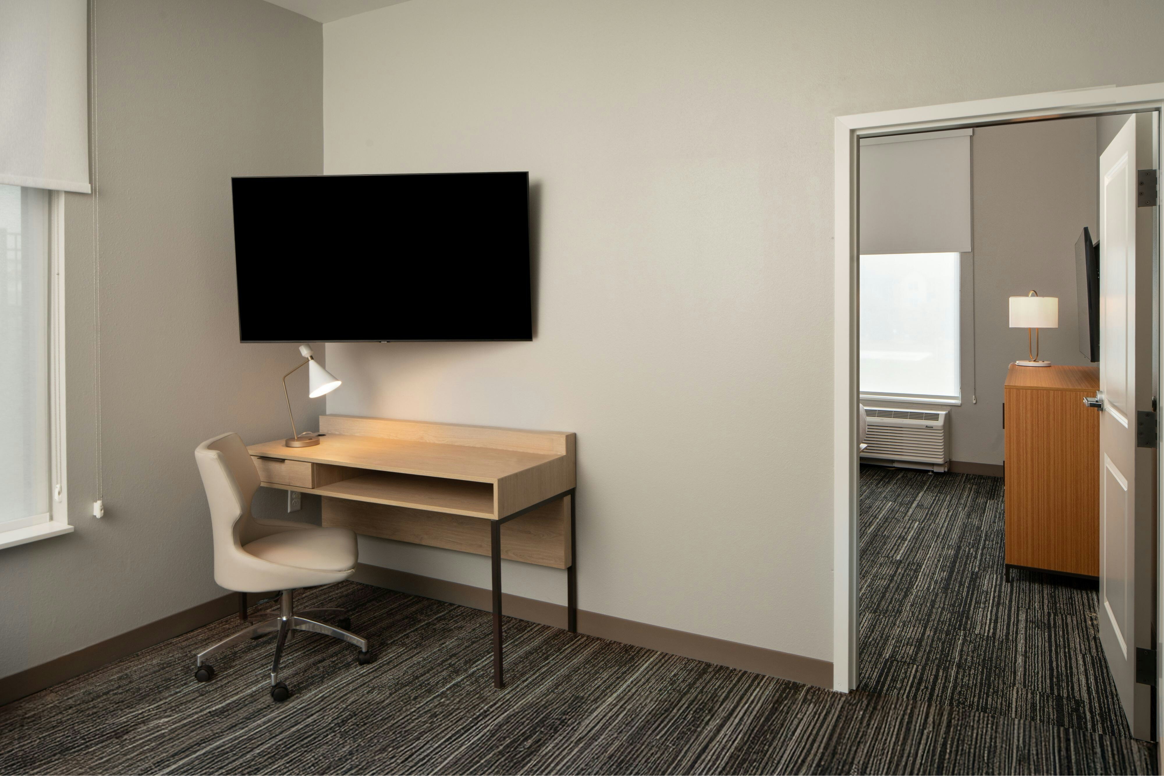 TownePlace Suites by Marriott Atlanta Fairburn-guestroom-One Bedroom Suite Work Desk.jpg