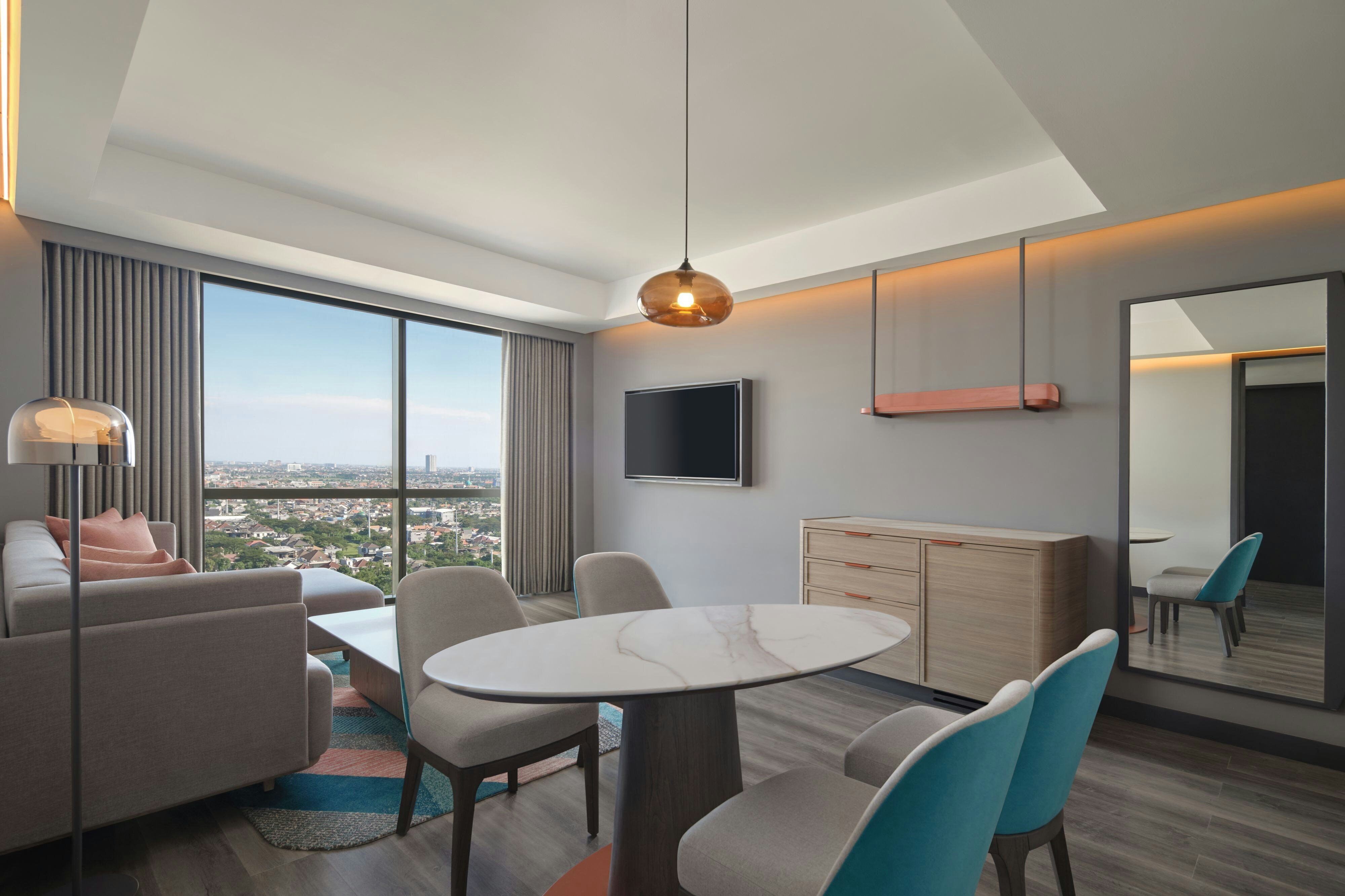 Aloft Surabaya Pakuwon City-guestroom-Savvy suite living room.jpg