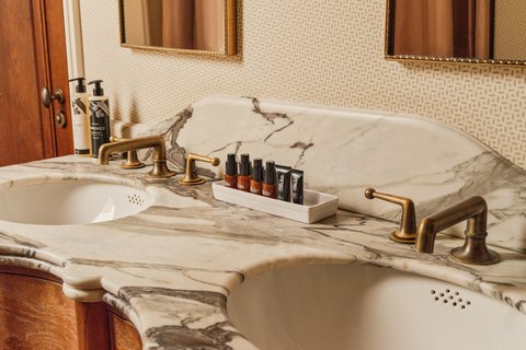 Cosy Bathroom
