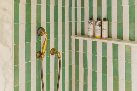 Cosy Shower