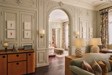 Boudoir Plus Bedroom