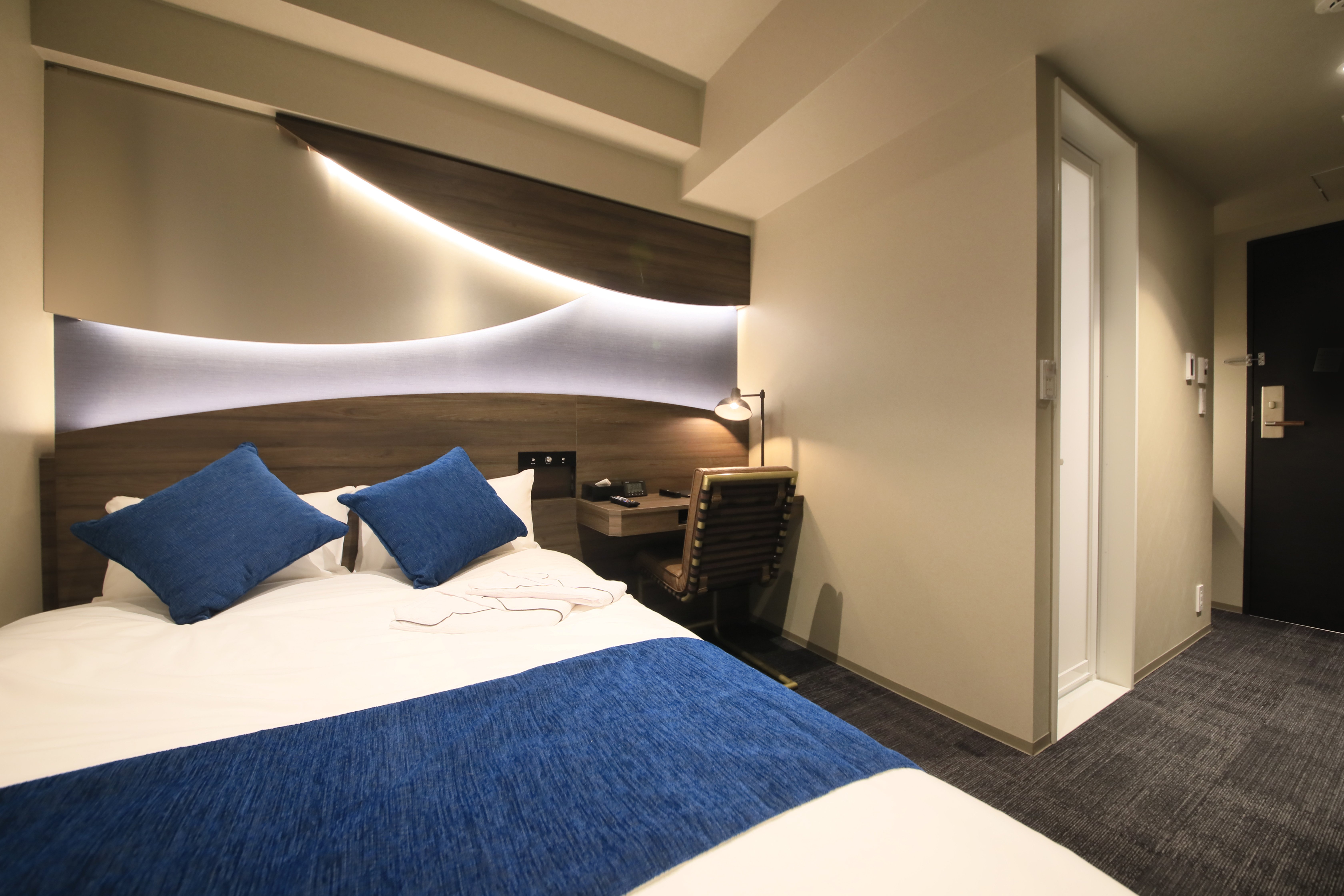 QUINTESSA Hotel Tokyo Ginza-guestroom-Standard Double.jpg