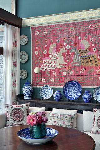 Rose Salon