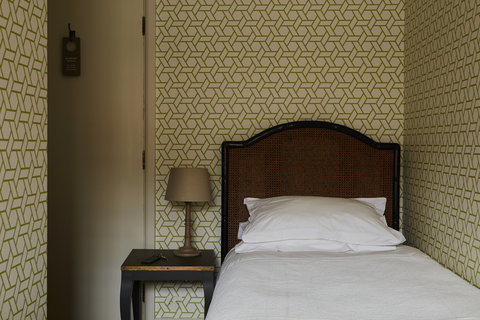 Room Single B