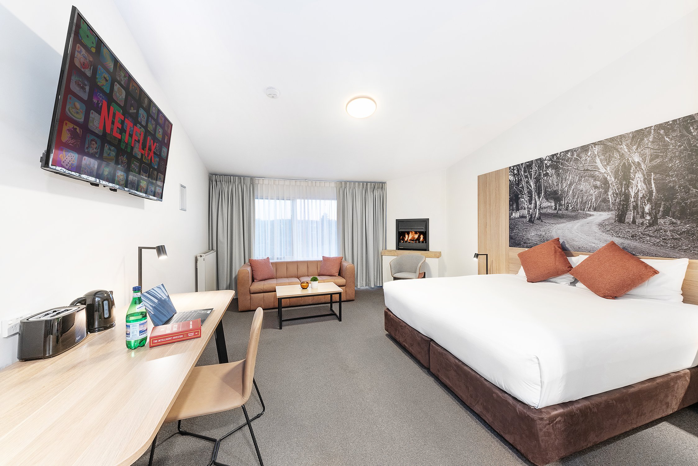 LITTOMORE HOTEL STEWART STREET-guestroom-Exe Suite.jpg