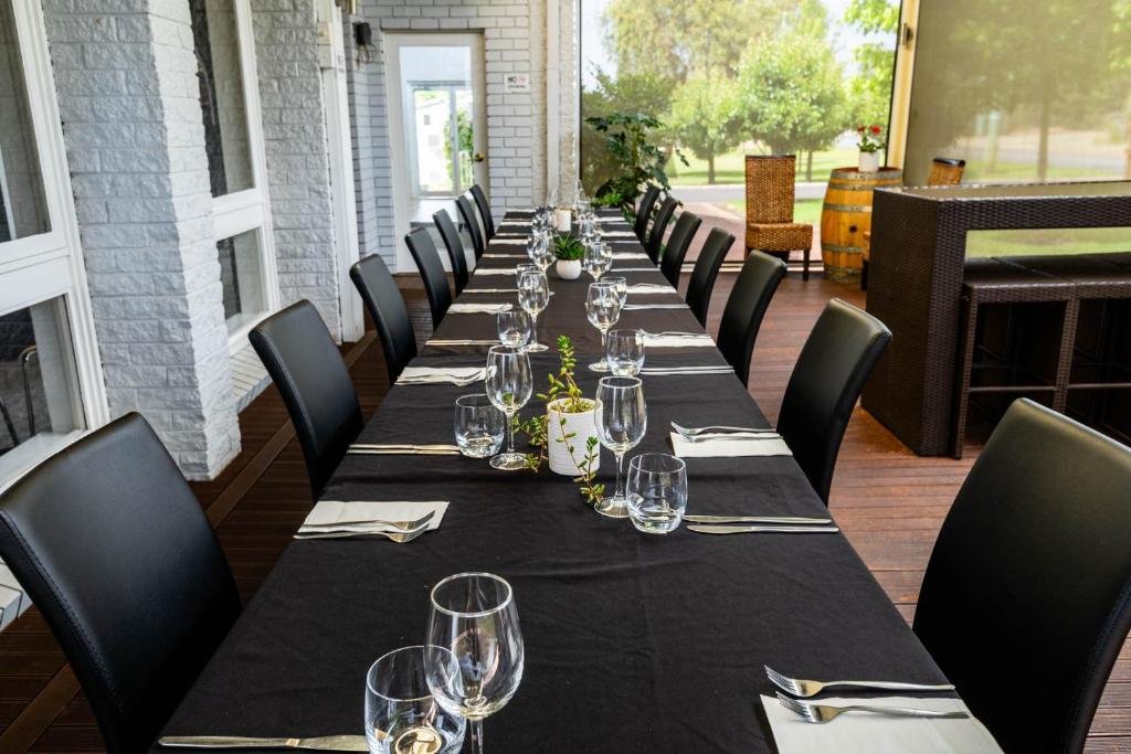 The Kingsley Motel - Manjimup-guestroom-Kingsley Motel Dining Area.jpg