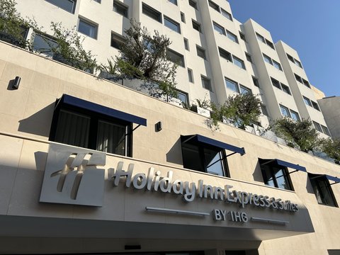 Photo of HOLIDAY INN EXP PRINCIPE REAL