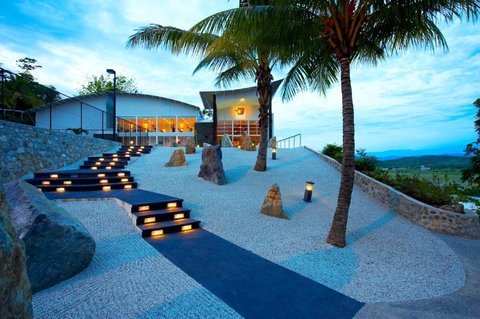 Airways Hotel Exterior Area
