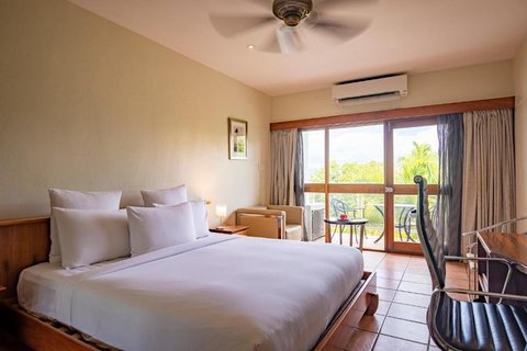 Airways Hotel Bacchus Wing King