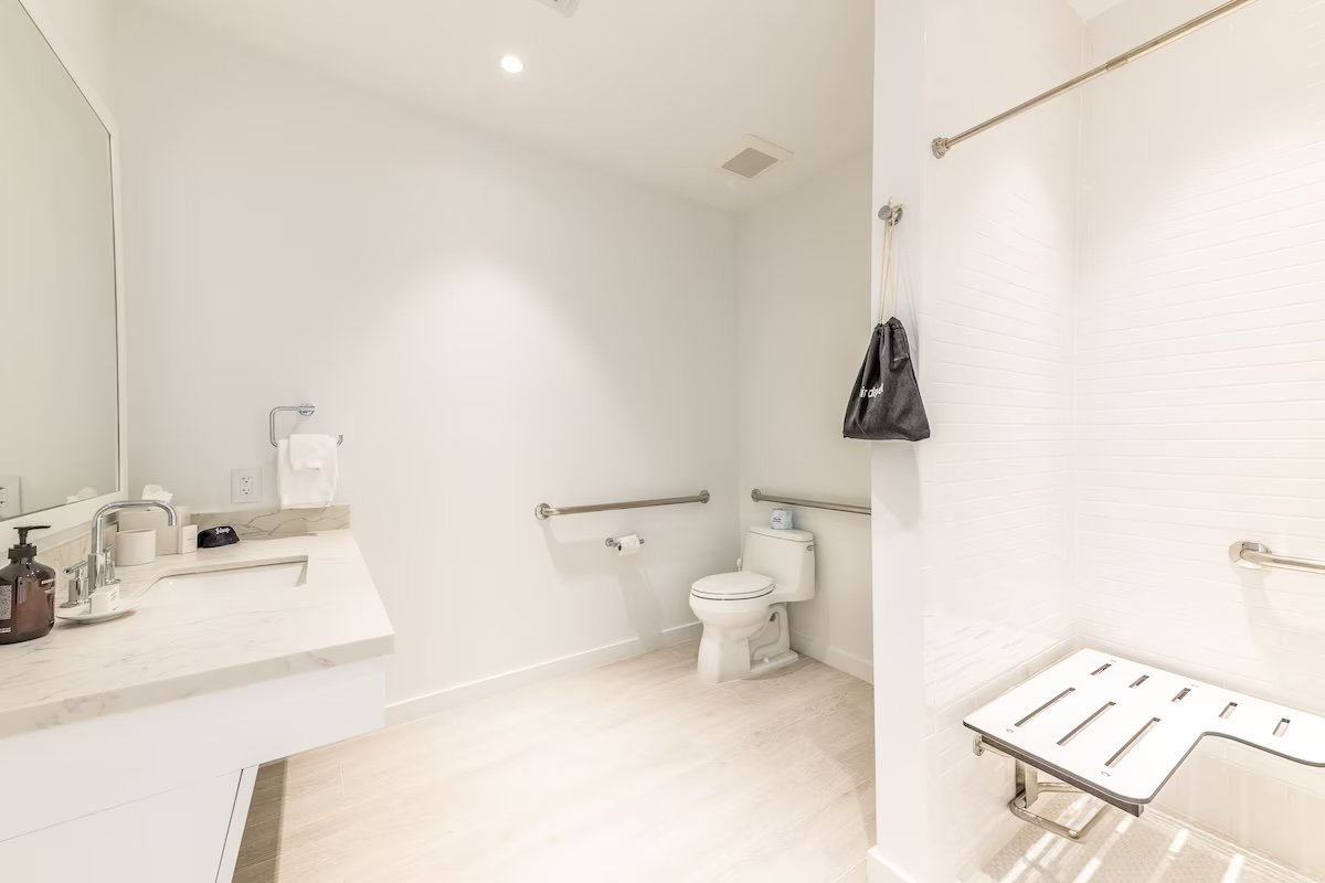 THE ISLANDS OF ISLAMORADA-guestroom-The Islands of Islamorada One-Bedroom Accessible Oceanview Suite Bathroom.jpg