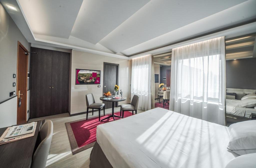 HOTEL GUERRO - CASTELVETRO DI MODEN-guestroom-GUEST ROOM.jpg