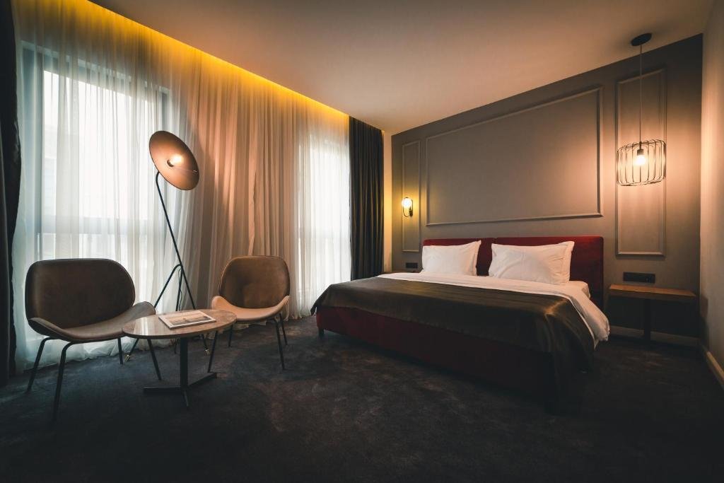 HOTEL BOSCOVICH BOUTIQUE-guestroom-GUEST ROOM.jpg