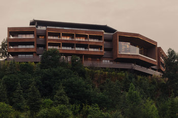 THE ARCADIAPLACE LUGU LAKE