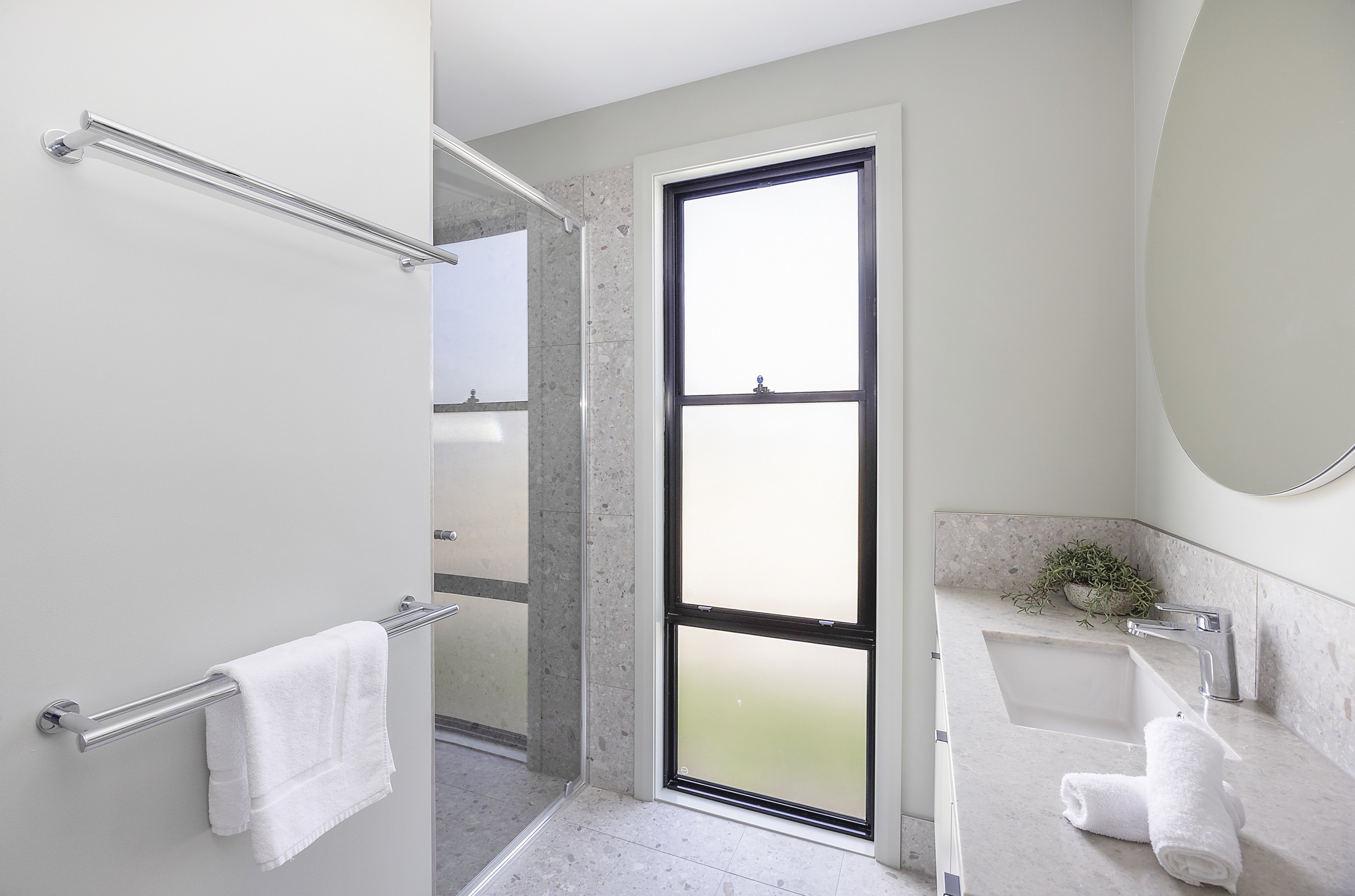 REFLECTIONS FORSTER BEACH - HO-guestroom-One FO Bath.jpg