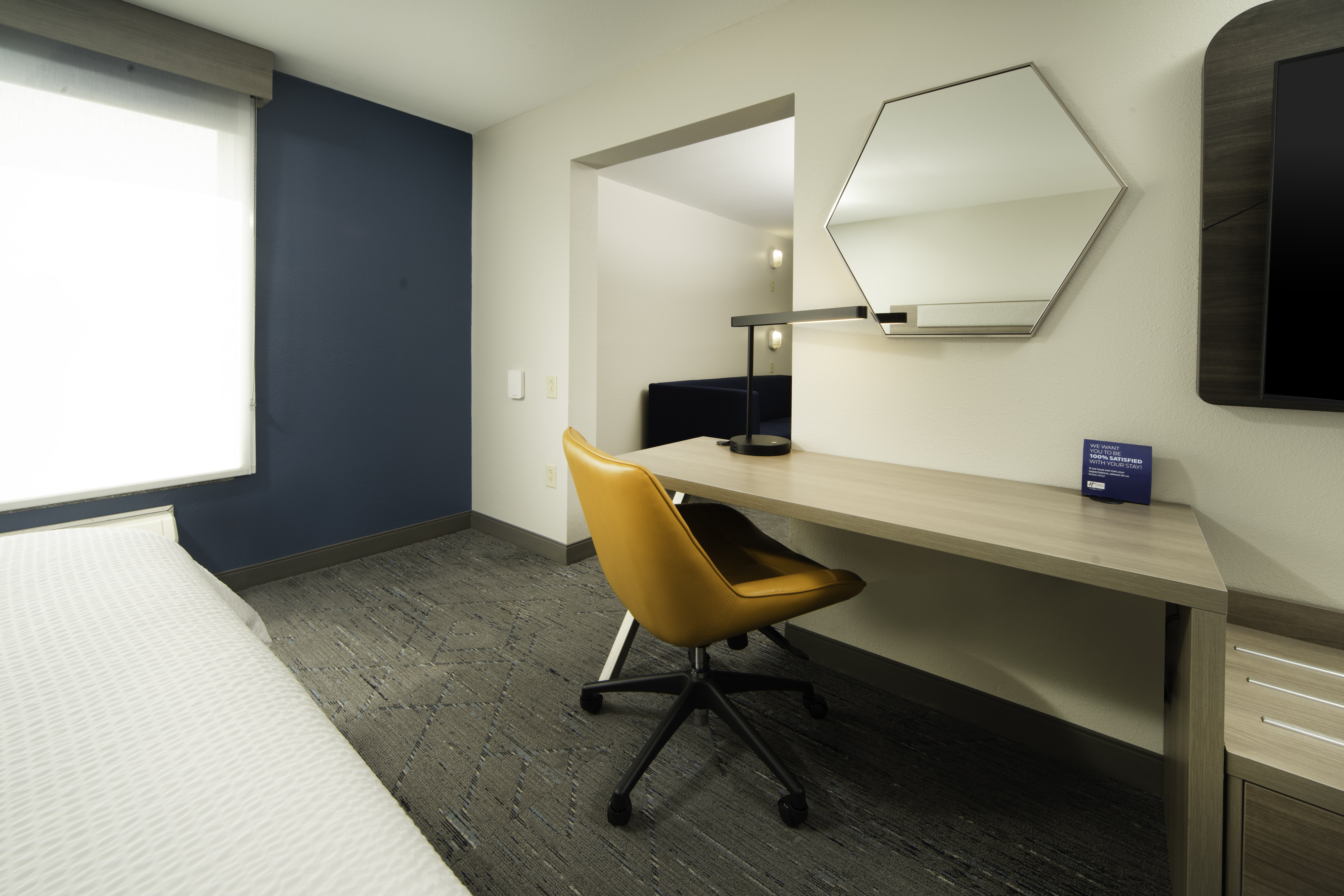 HOLIDAY INN EXP STES ST CHARLE-guestroom-Suite.jpg