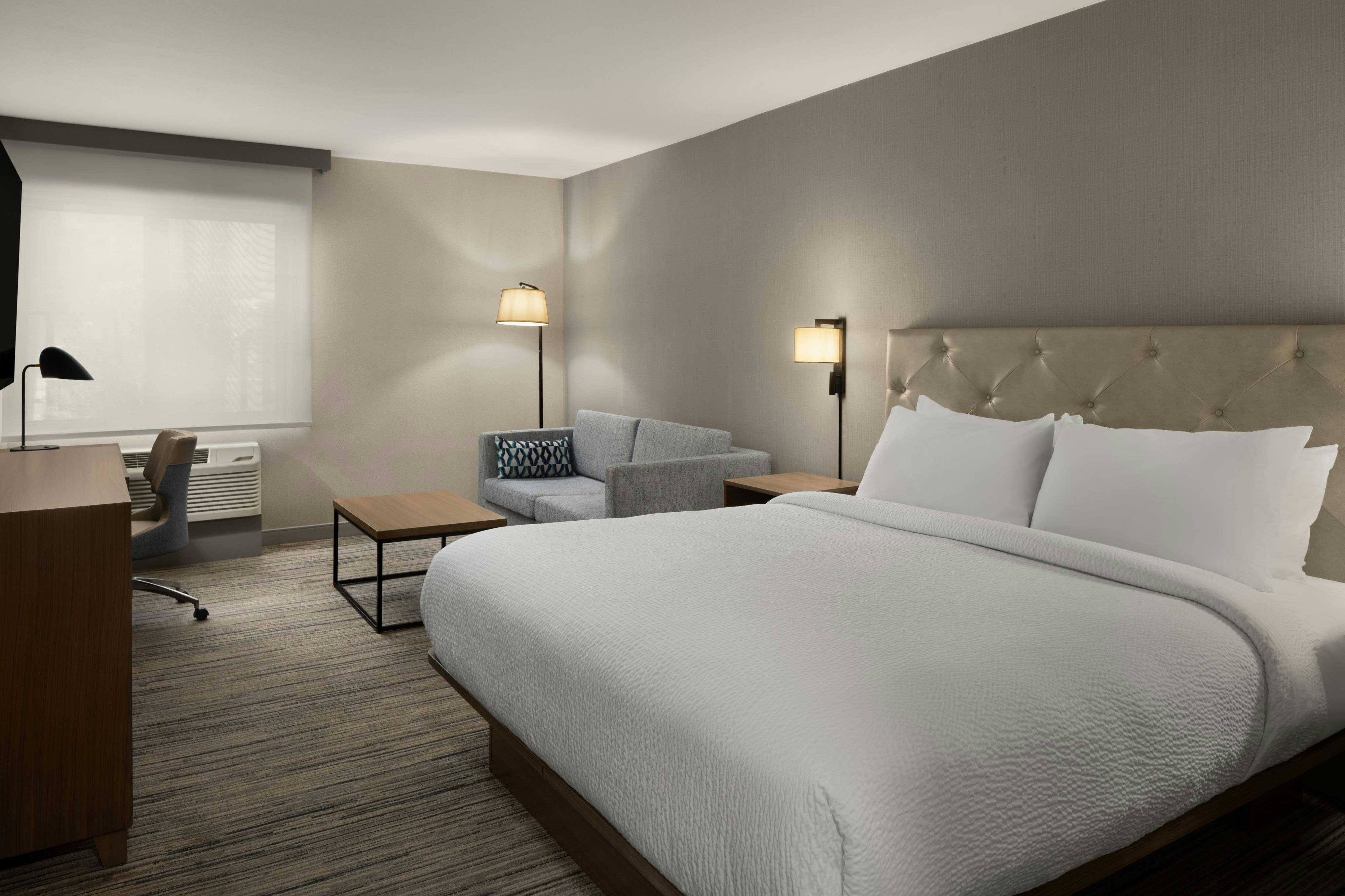 Four Points by Sheraton Downtown Seattle Center-guestroom-King Deluxe Guest Room.jpg