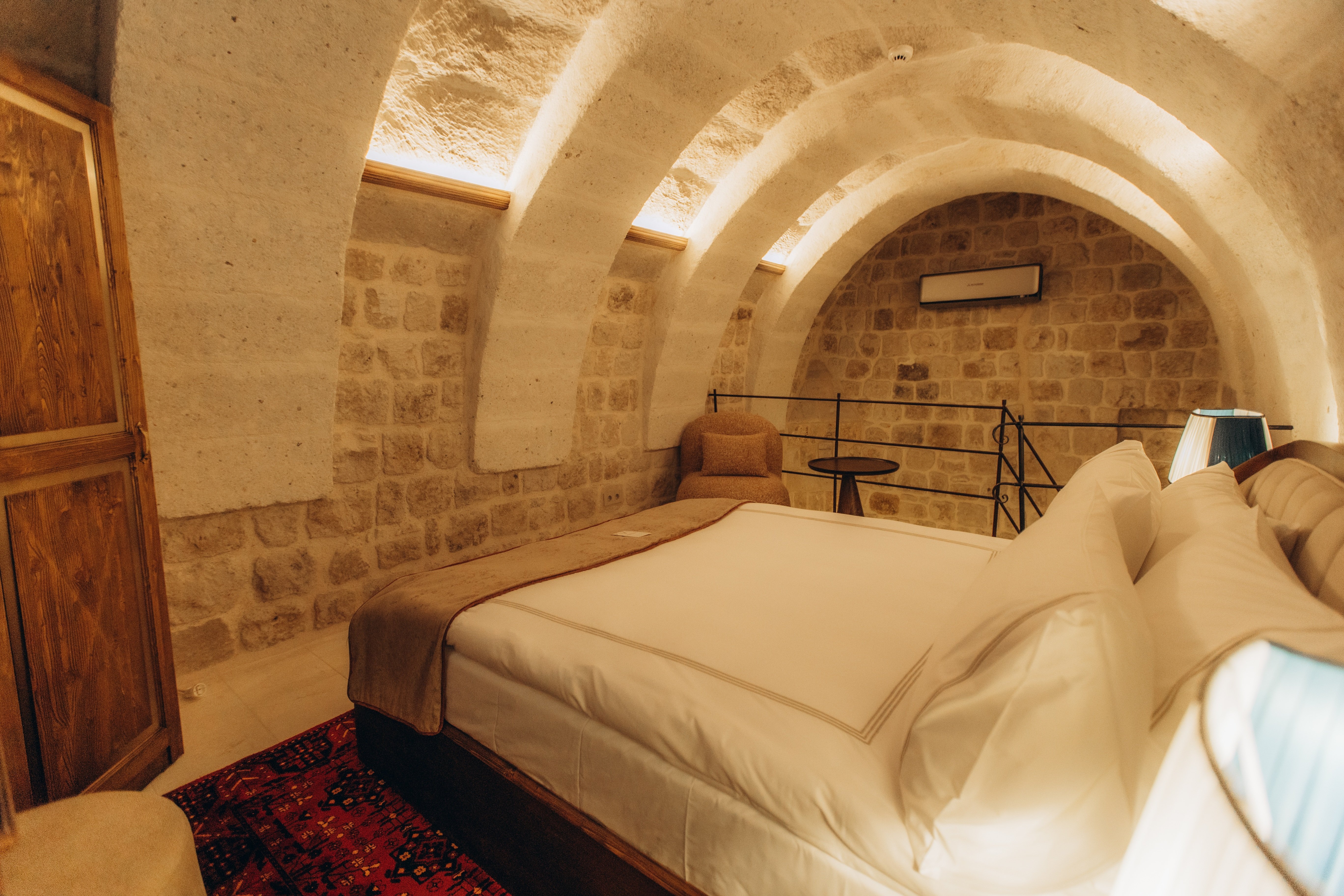 Via Regia Cappadocia-guestroom-Heritage Loft - Bedroom.jpg