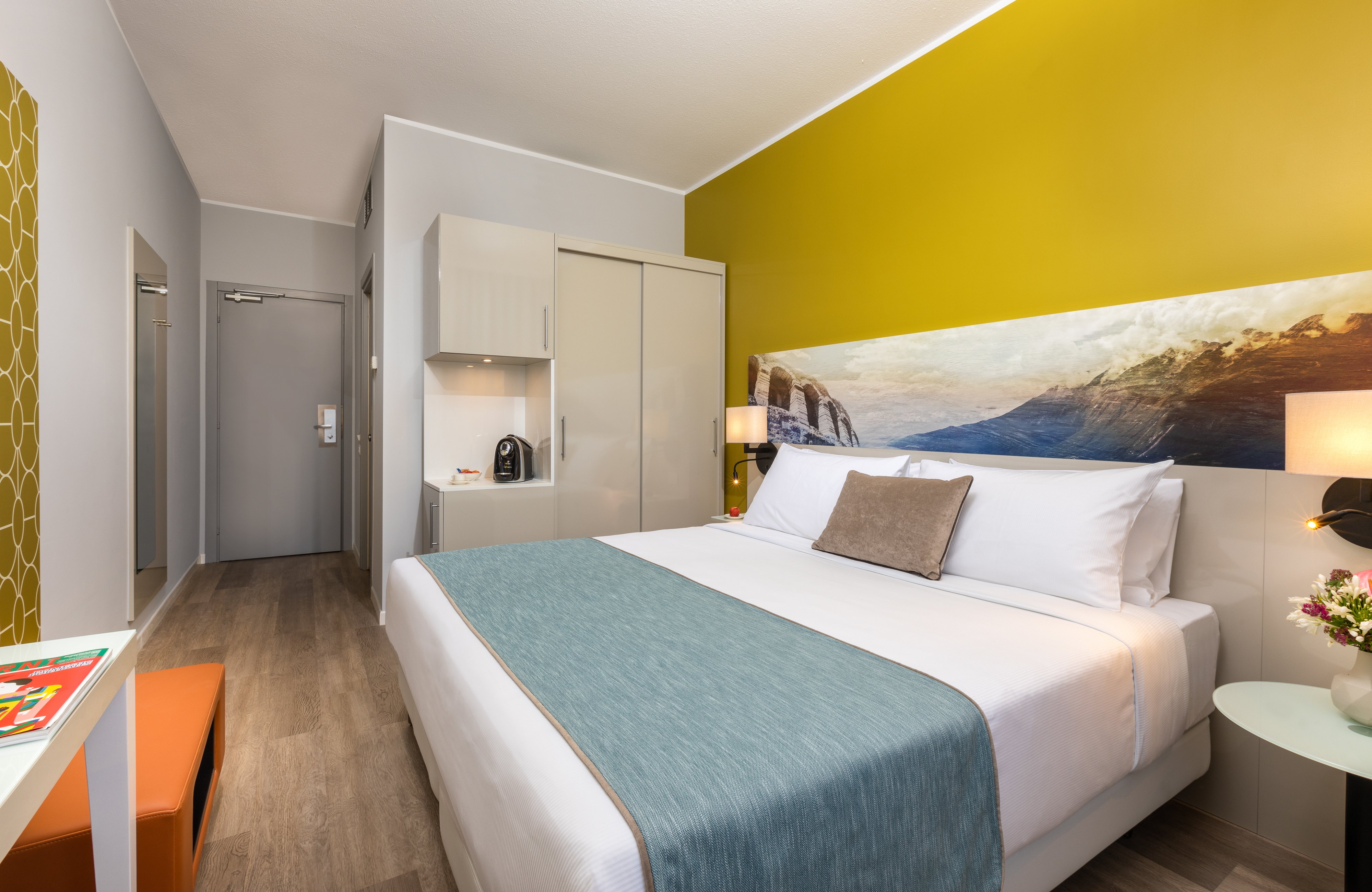 LEONARDO HOTEL VERONA-guestroom-Leonardo Hotel Verona Comfort Double Room.jpg