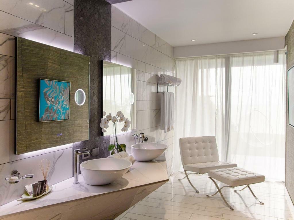 Hotel Makanda by the Sea-guestroom-Tropical Suite.jpg