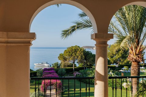 THE ST REGIS MARDAVALL MALLORC - Photo 29