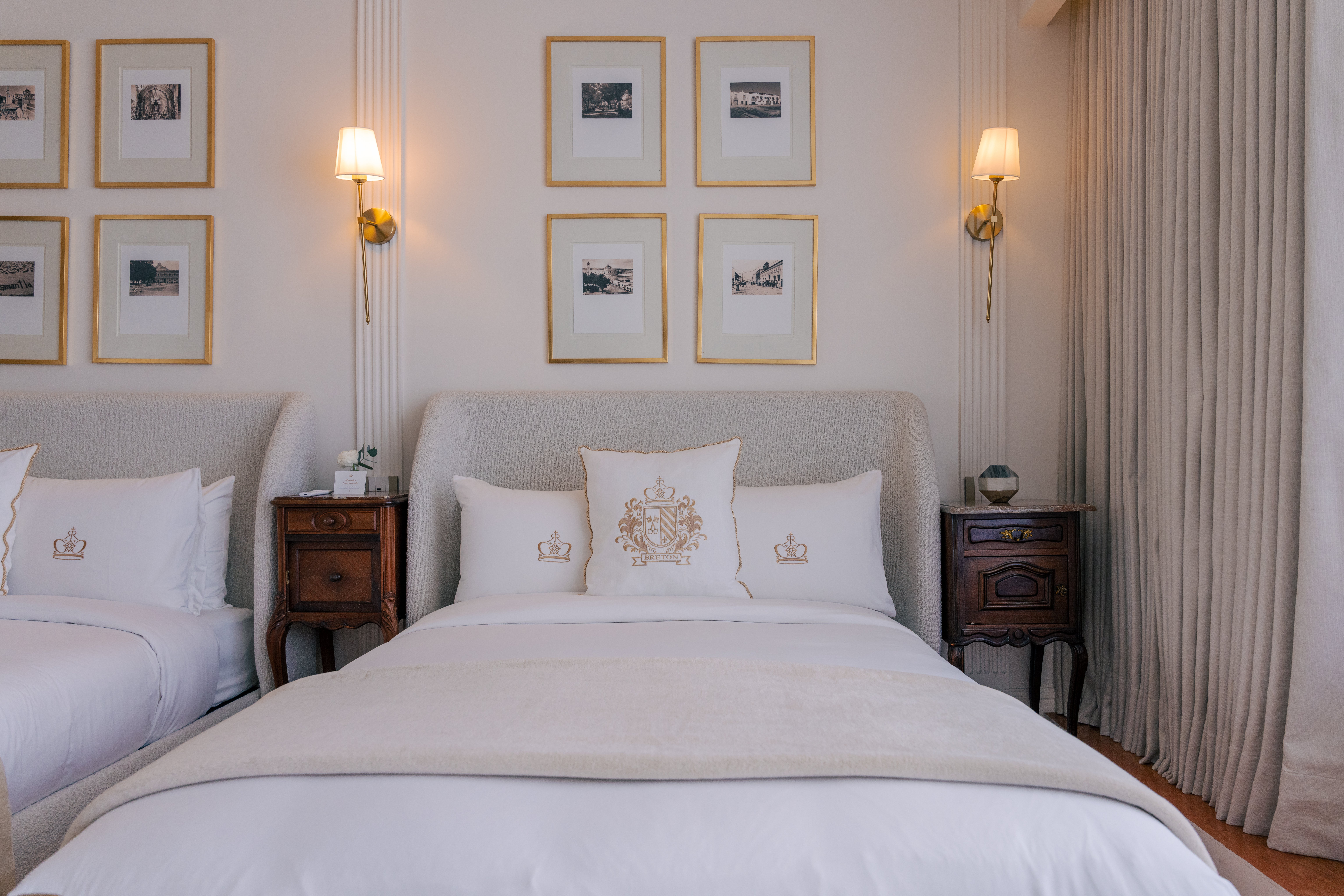 Hotel Casa Huamantla-guestroom-Breton Room Double.jpg