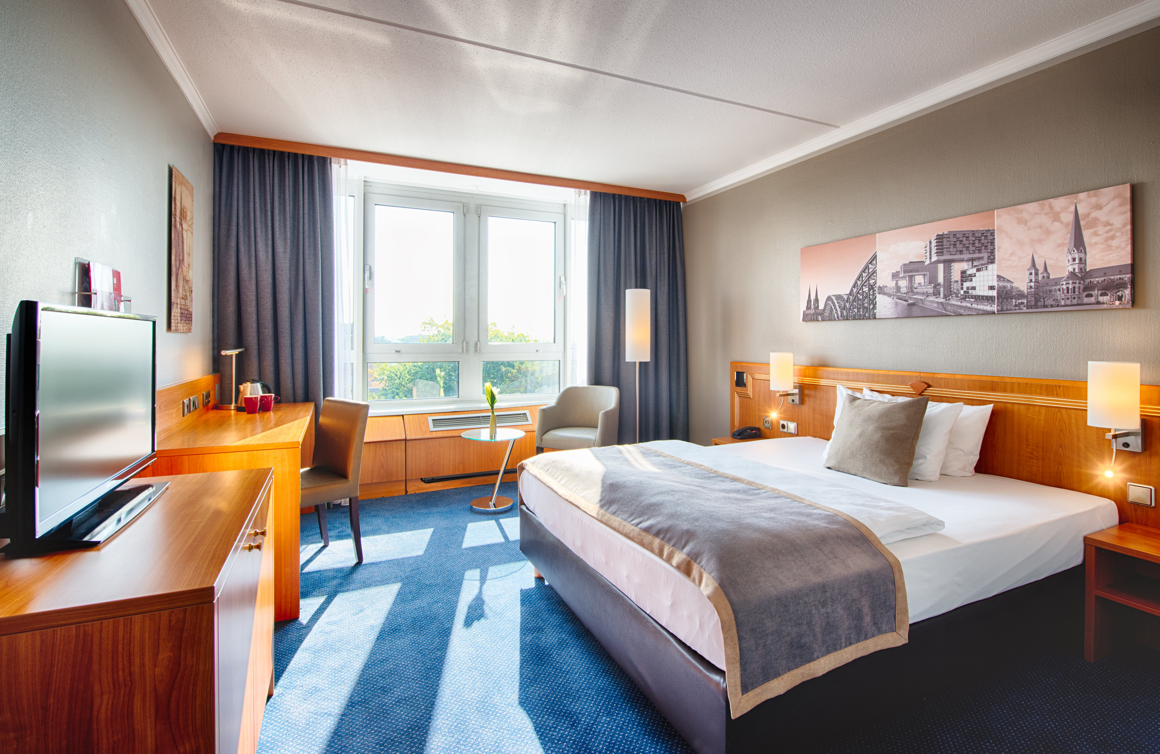 LEONARDO KOELN AIRPORT-guestroom-Superior Room - Single.jpg