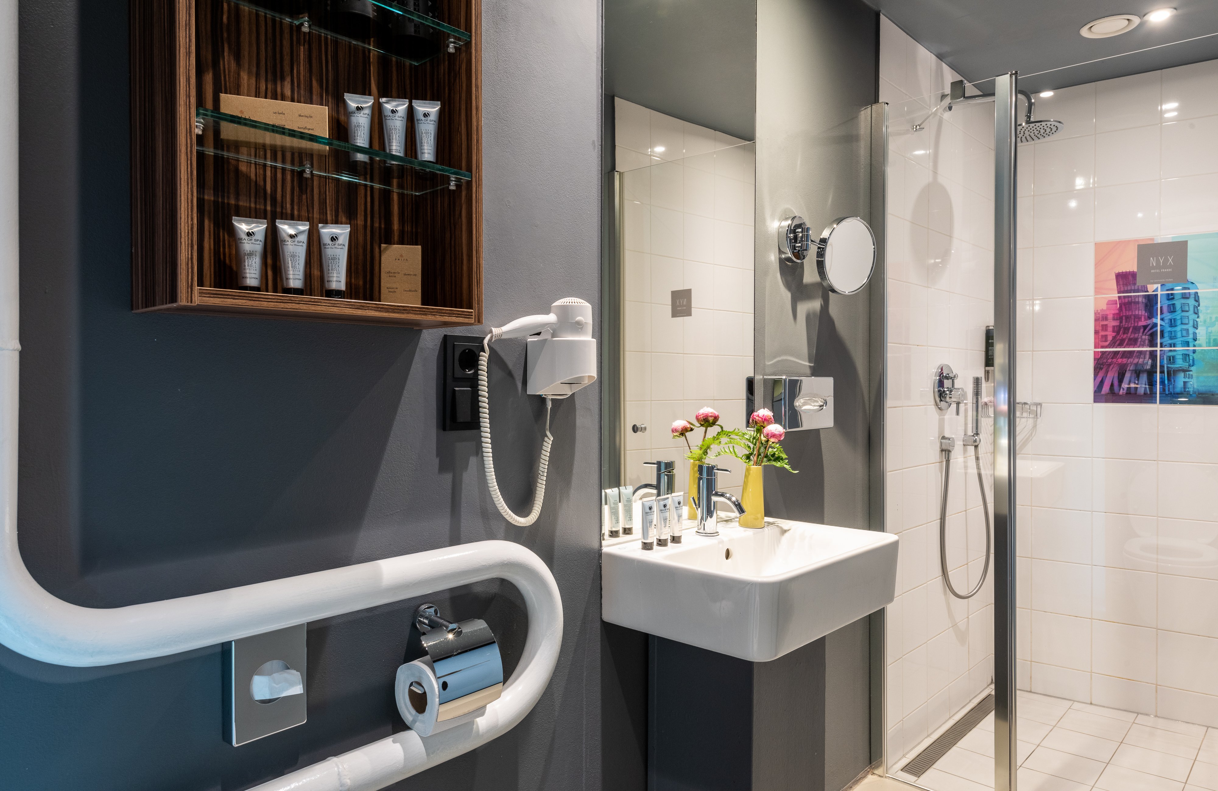 NYX Prague-guestroom-NYX Hotel Prague - Bathroom.jpg