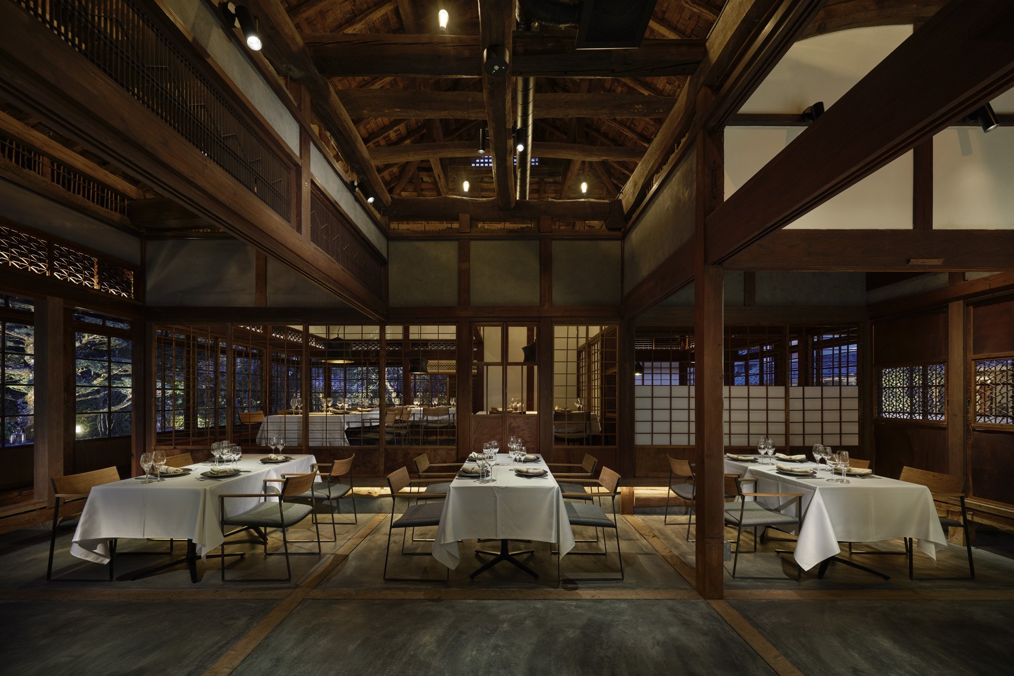 LOQUAT Nishi Izu-guestroom-Dining Area.jpg