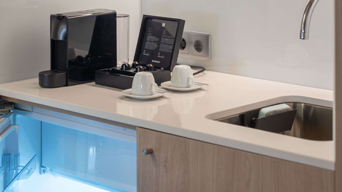 Suite kitchenette