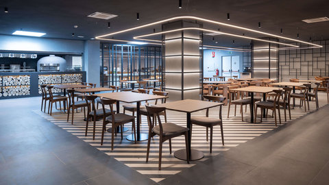 550Âº Restaurant and Bar
