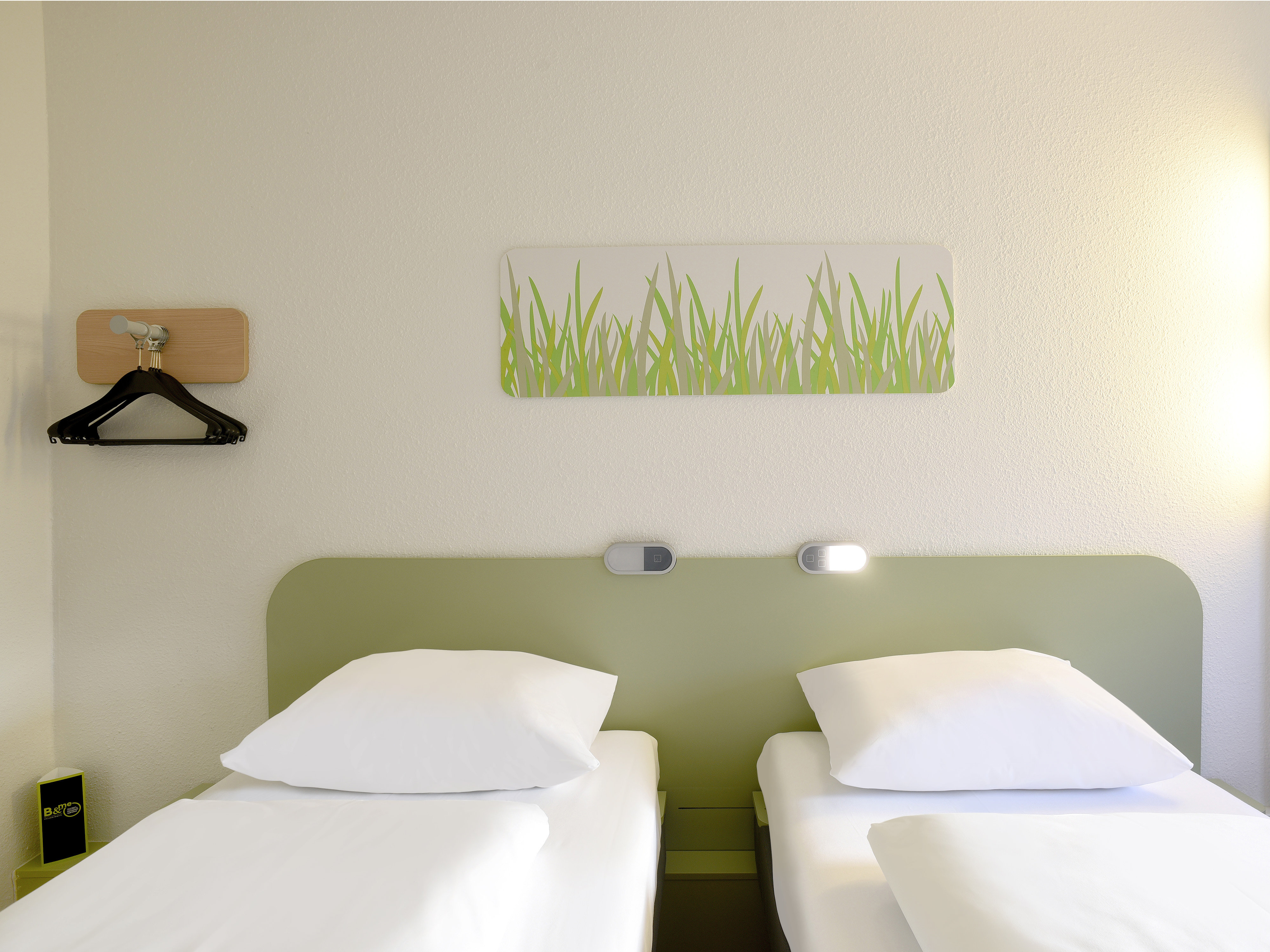B&B HOTEL LUEBECK BERLINER-PLATZ-guestroom-BB Doubleroom B.jpg