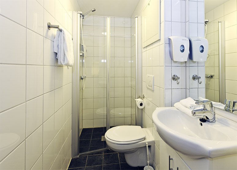 First Hotel City Tromso-guestroom-Bathroom Single Room First Hotel City Tromso.jpg