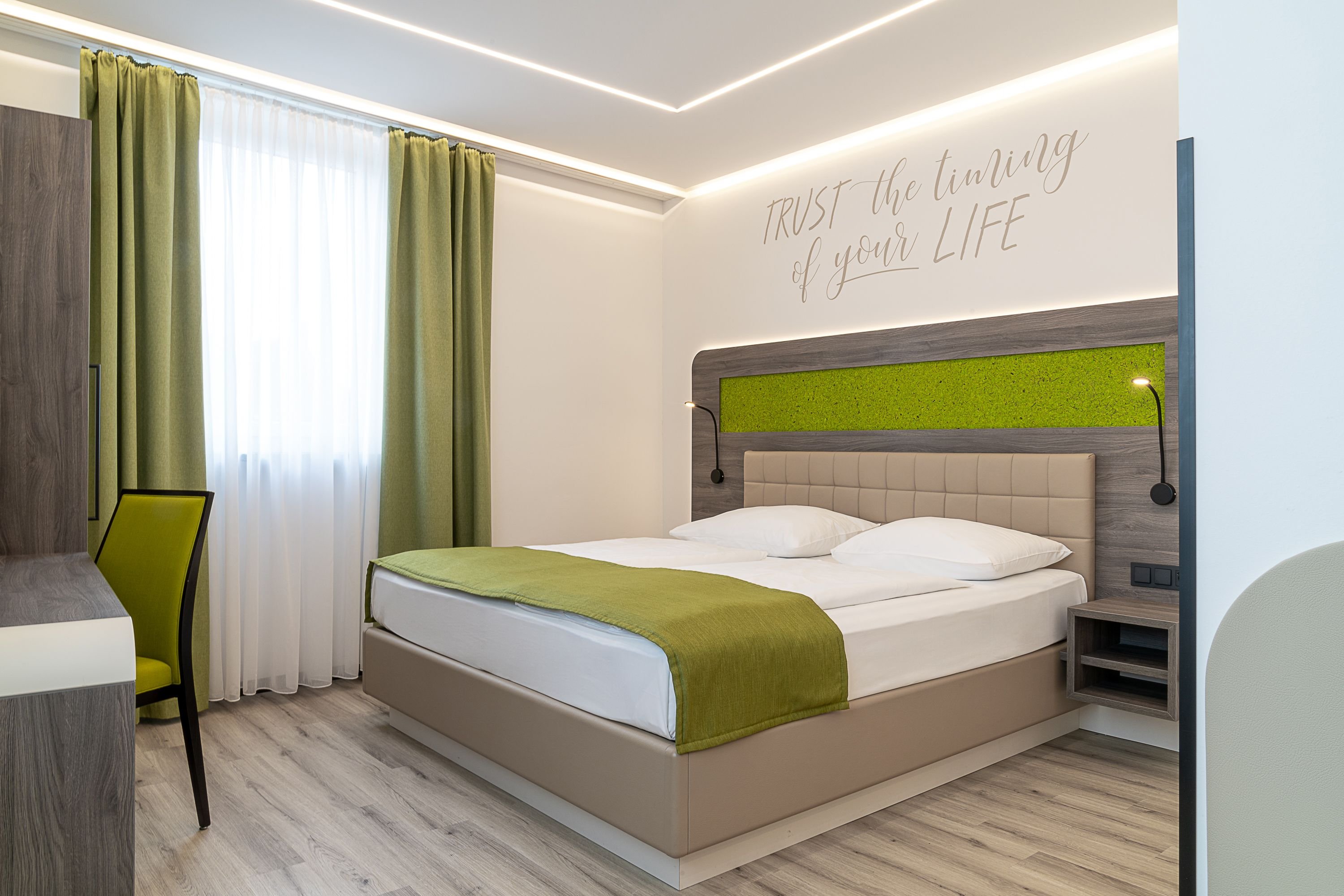 CHRIZZ ROOMS-guestroom-Double Room Comfort.jpg