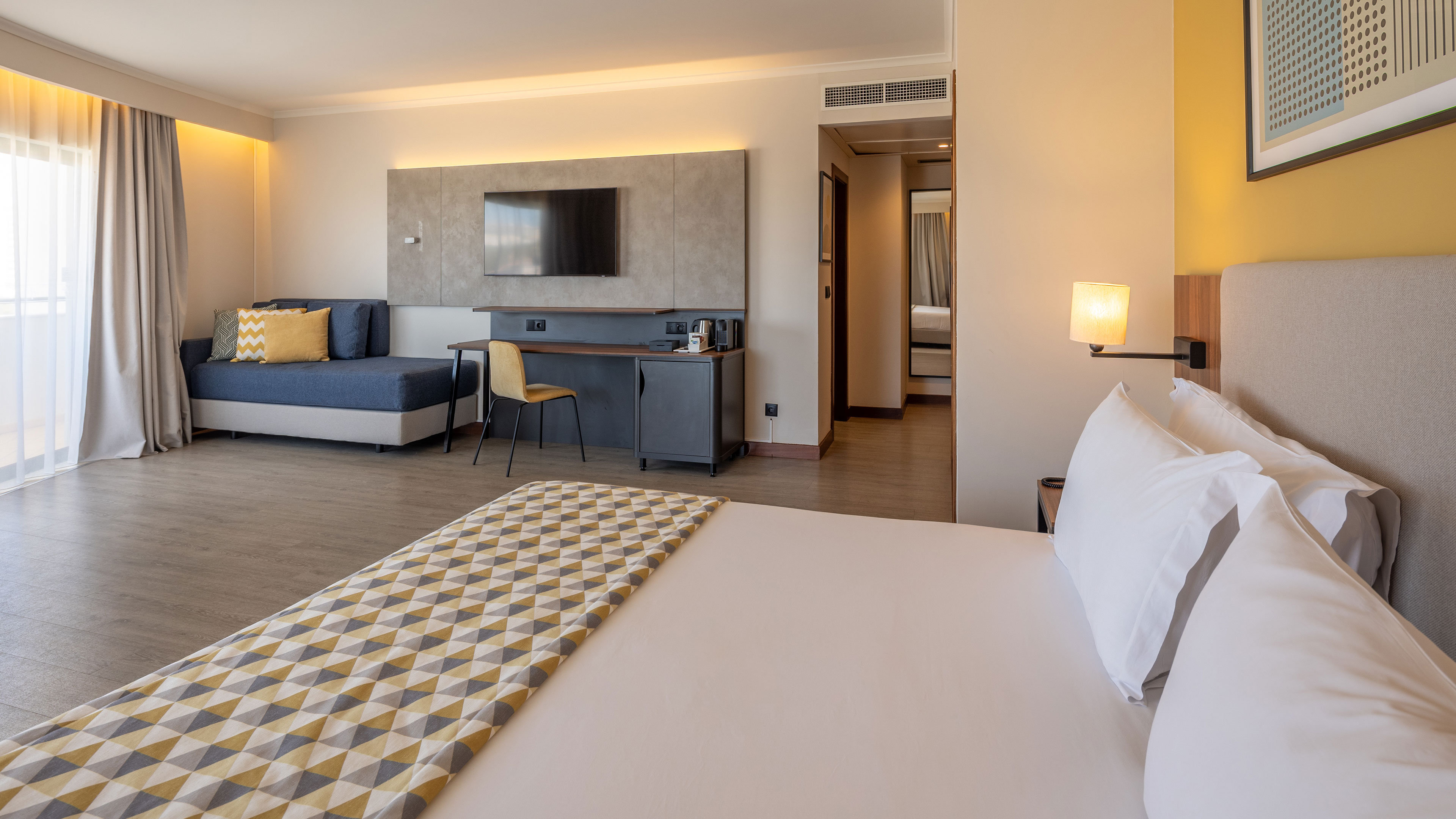 HOLIDAY INN ALGARVE ALBUFEIRA BY IH-guestroom-Premium Room.jpg