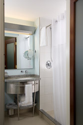  - River Hotel Chicago