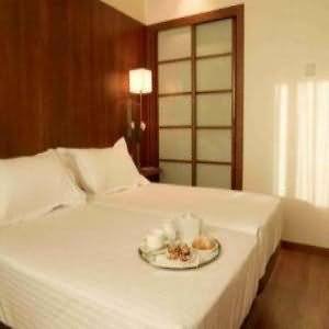 HOTEL XONS VALENCIA-guestroom-Guest Room.jpg