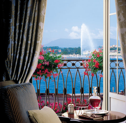 FOUR SEASONS HOTEL DES BERGUES GENEVA - Photo 4