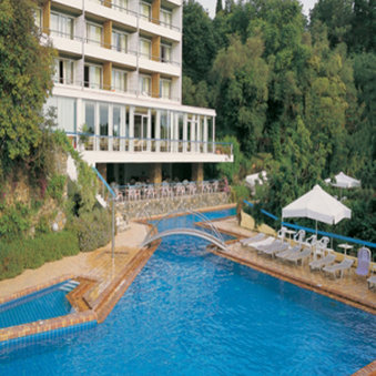 Hotel Pool