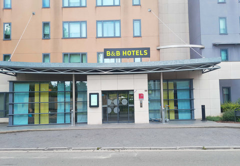 Hotel Paris Grand Roissy CDG Exterior Branded