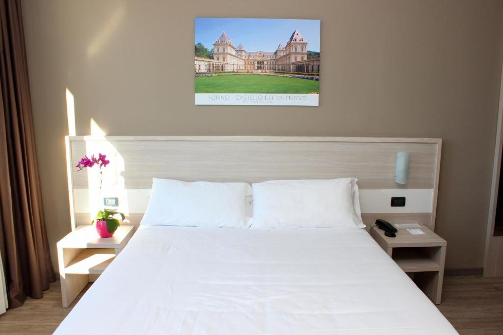 BEST QUALITY HOTEL LA DARSENA-guestroom-GUEST ROOM.jpg