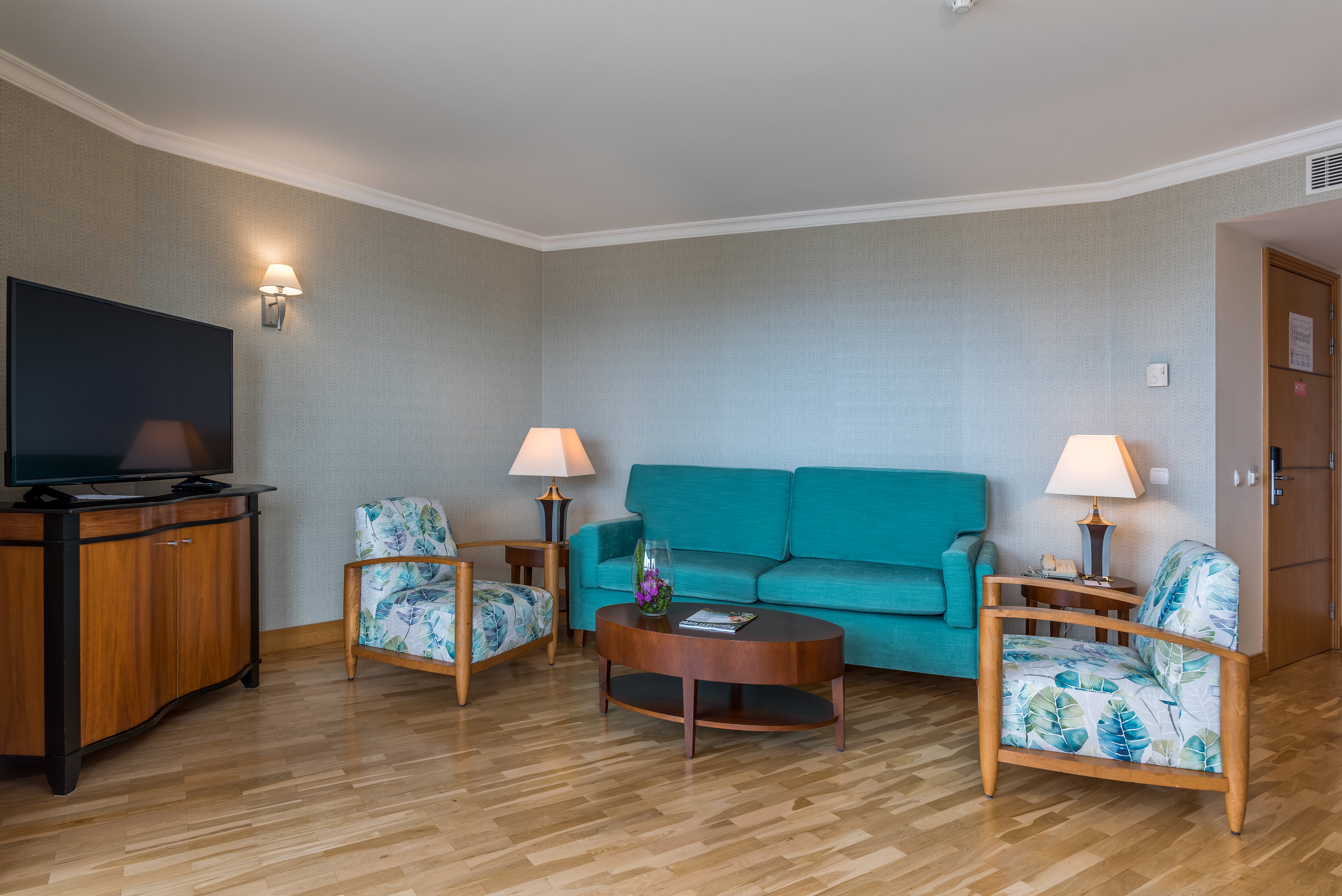 PESTANA GRAND-guestroom-Pestana Grand Rooms Suite Sea View.jpg