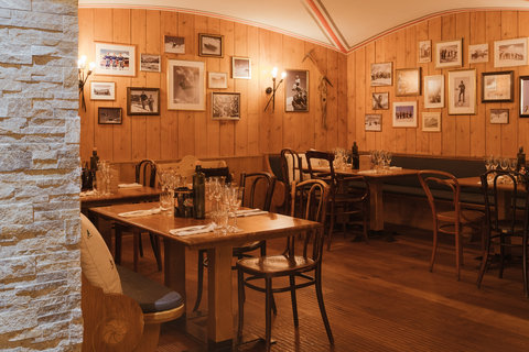 TSCHUGGEN GRAND HOTEL - Photo 4