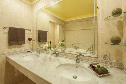 City Room Bathroom
