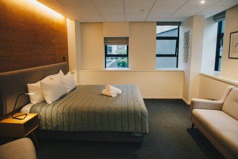 Queen Studio Room